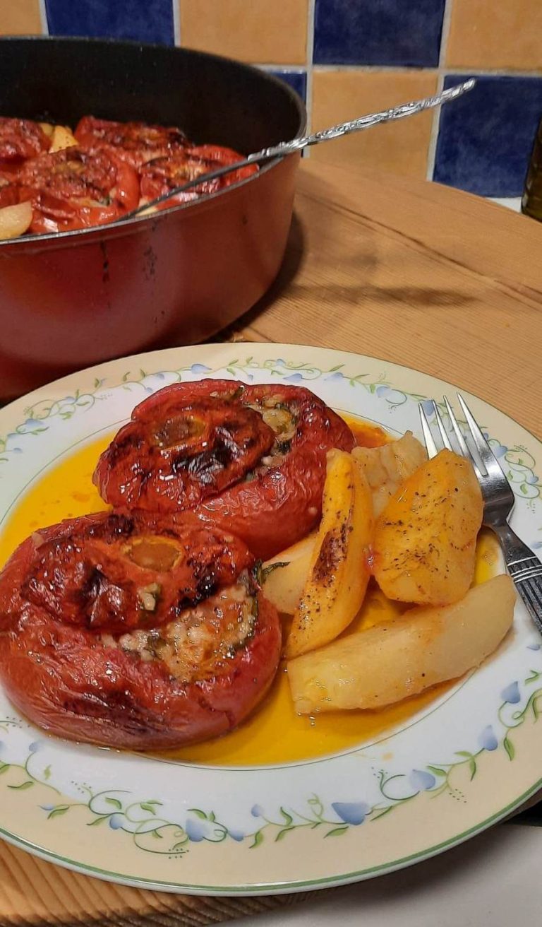 Γεμιστές ντομάτες